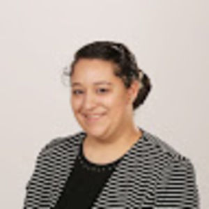 Meet your Posher, Laura adriana